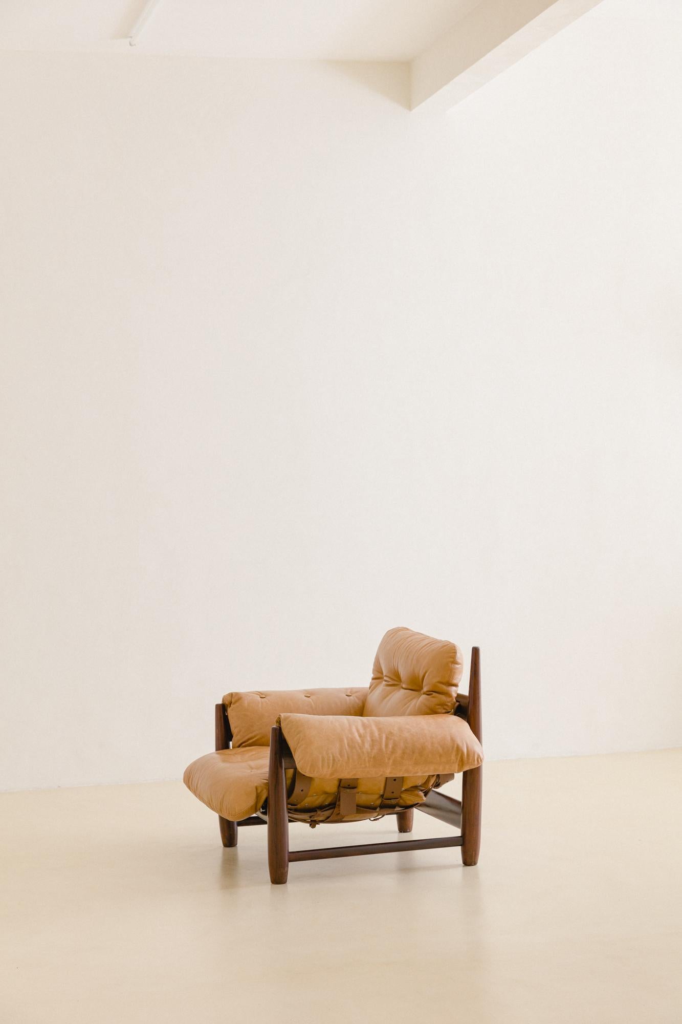 Brazilian Vintage 'Mole' Rosewood Armchair with Ottoman by Sergio Rodrigues, 1957, Brazil