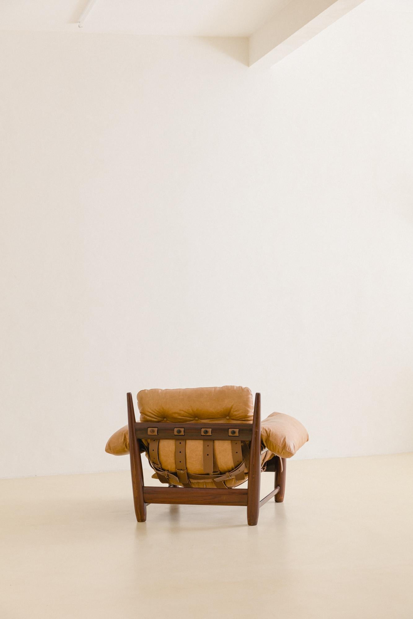 Leather Vintage 'Mole' Rosewood Armchair with Ottoman by Sergio Rodrigues, 1957, Brazil