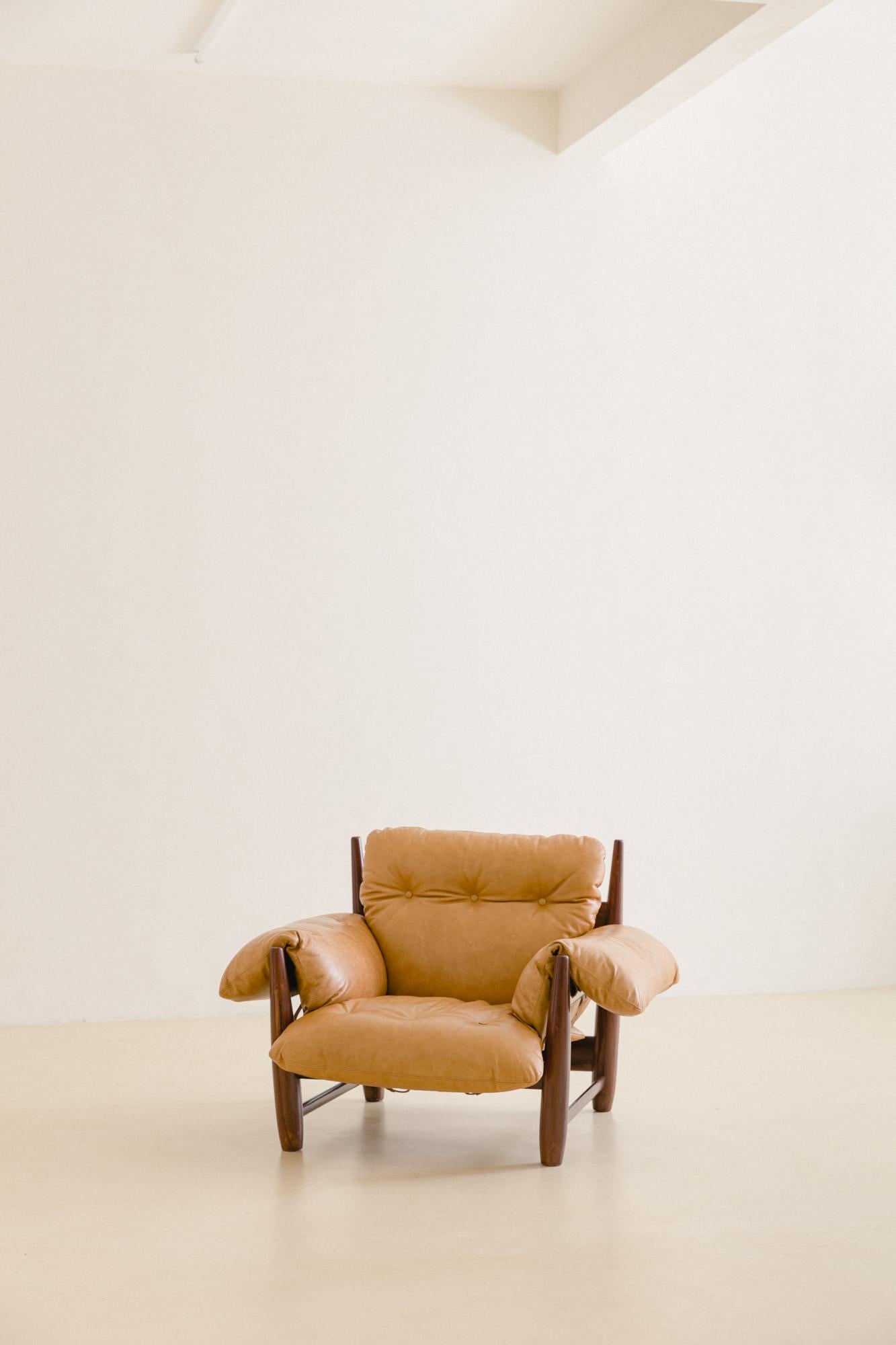 Vintage 'Mole' Rosewood Armchair with Ottoman by Sergio Rodrigues, 1957, Brazil 2