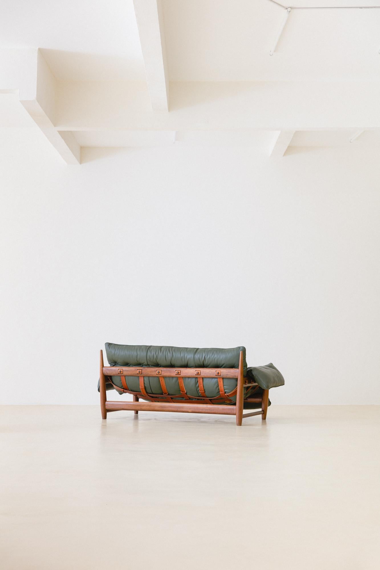 Leather Vintage 'Mole' Solid Rosewood Sofa by Sergio Rodrigues, 1960s, Brazil For Sale