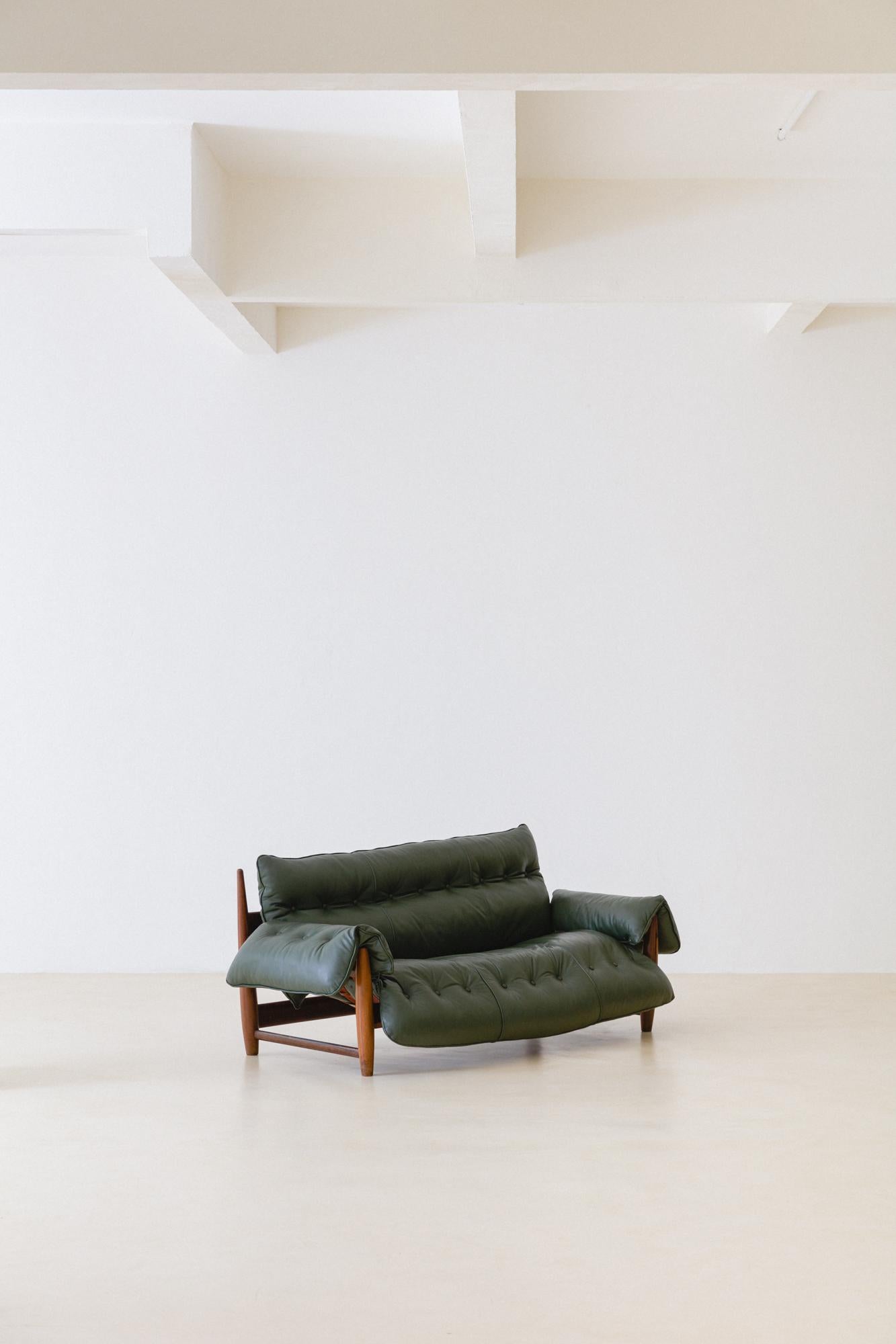 Vintage-Sofa „Mole“ aus massivem Rosenholz von Sergio Rodrigues, 1960er Jahre, Brasilien im Angebot 1