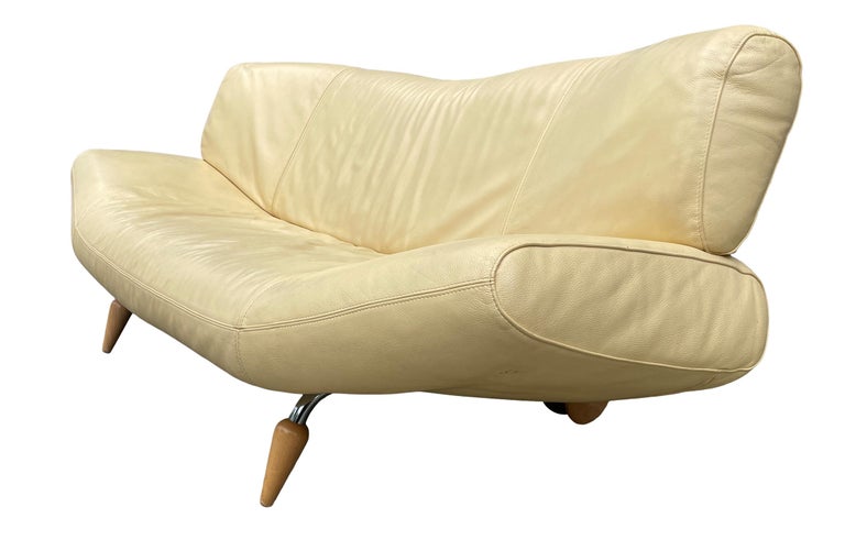 Vintage Molinari Curved Light Yellow Leather Sofa Curved Back, Italy For Sale 1