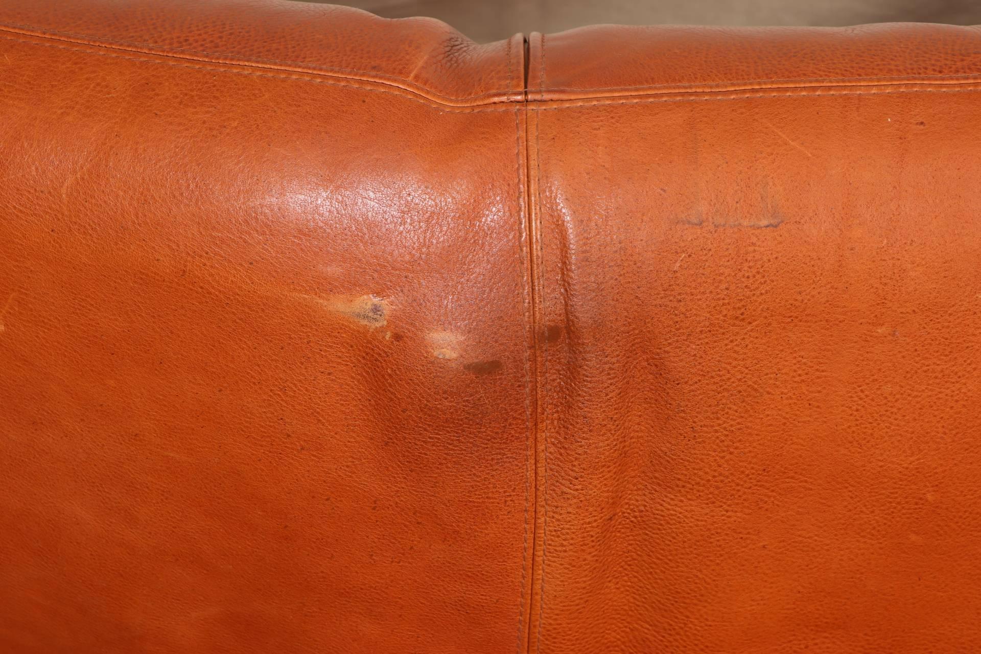 Vintage Molinari Tobacco Leather Sofa 3