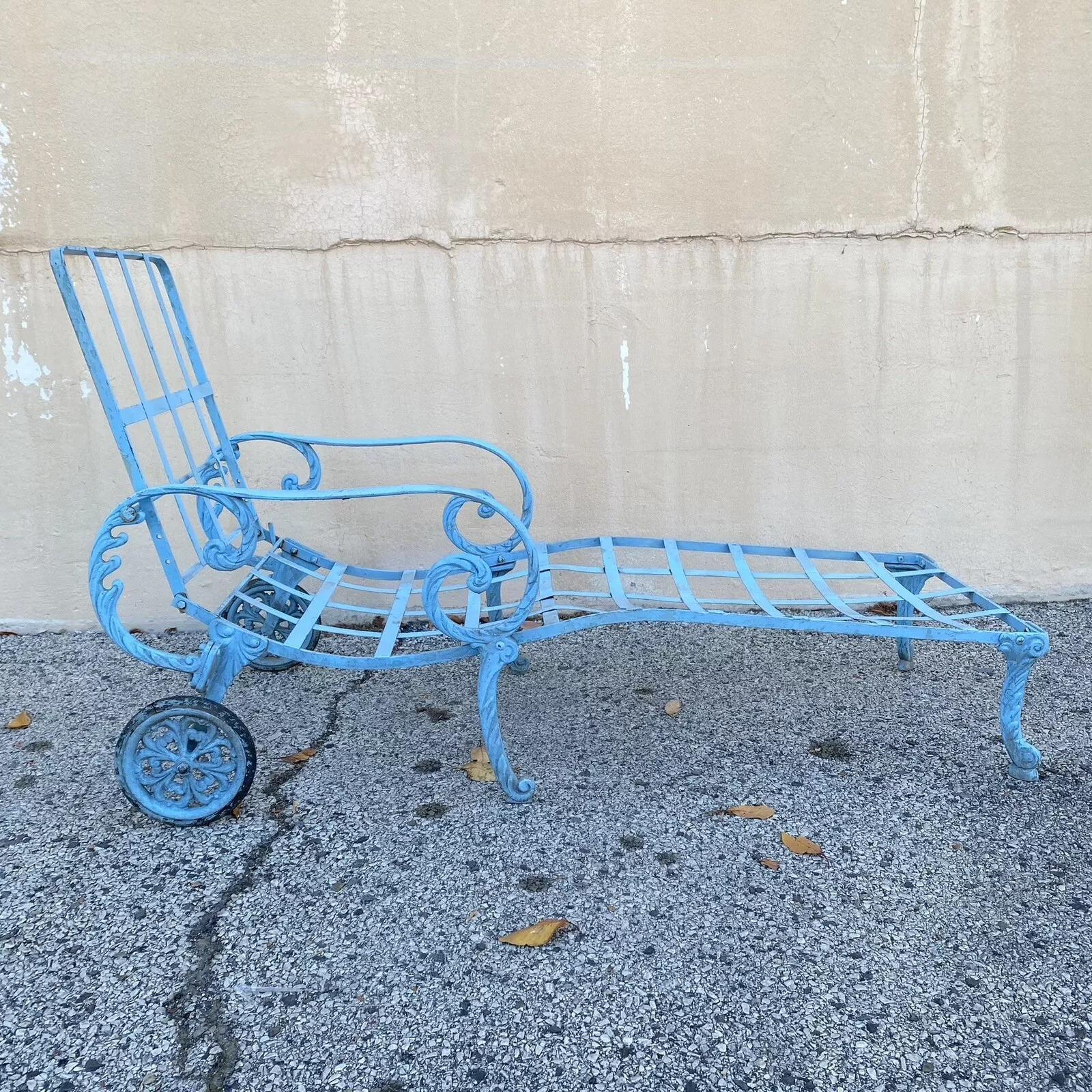 Vintage Molla Cast Aluminum Hollywood Regency Pool Patio Chaise Lounge - a Pair For Sale 5