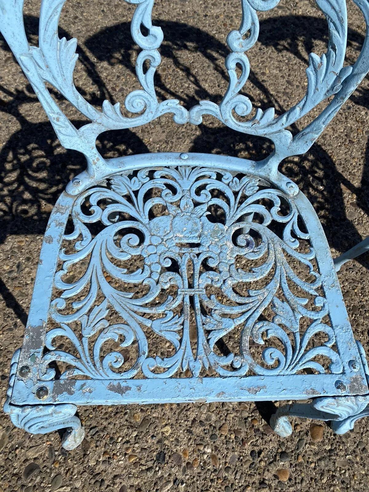 20th Century Vintage Molla Cast Aluminum Victorian Style Blue Garden Patio Dining Set - 5 Pcs For Sale