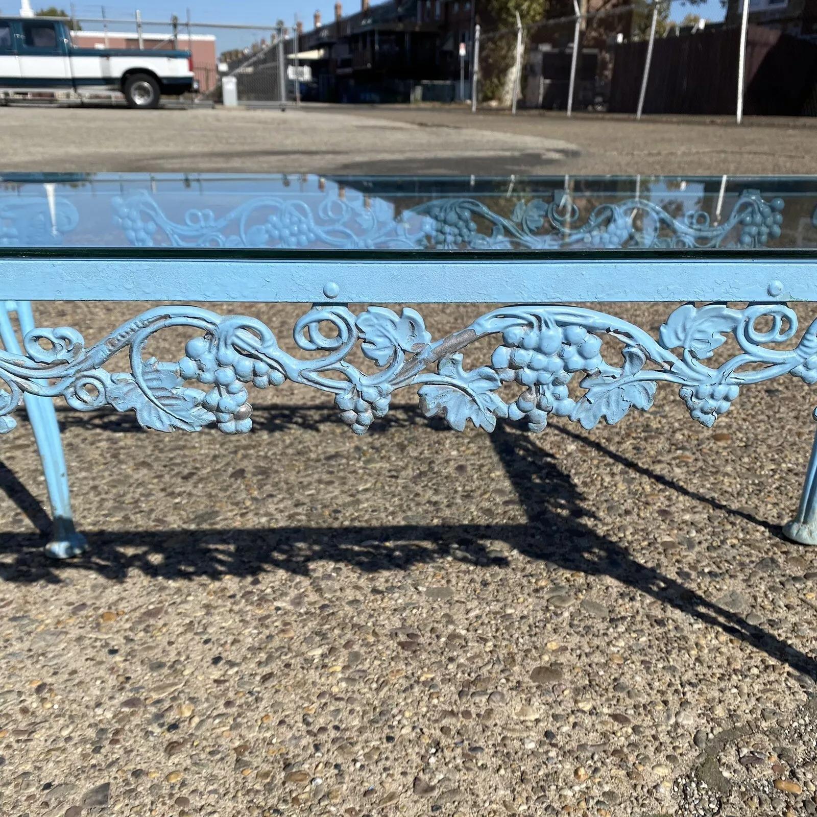Vintage Molla Victoriana Aluminio Fundido Metal Tapa de Cristal Mesa de Centro para Patio de Jardín Desconocido en venta
