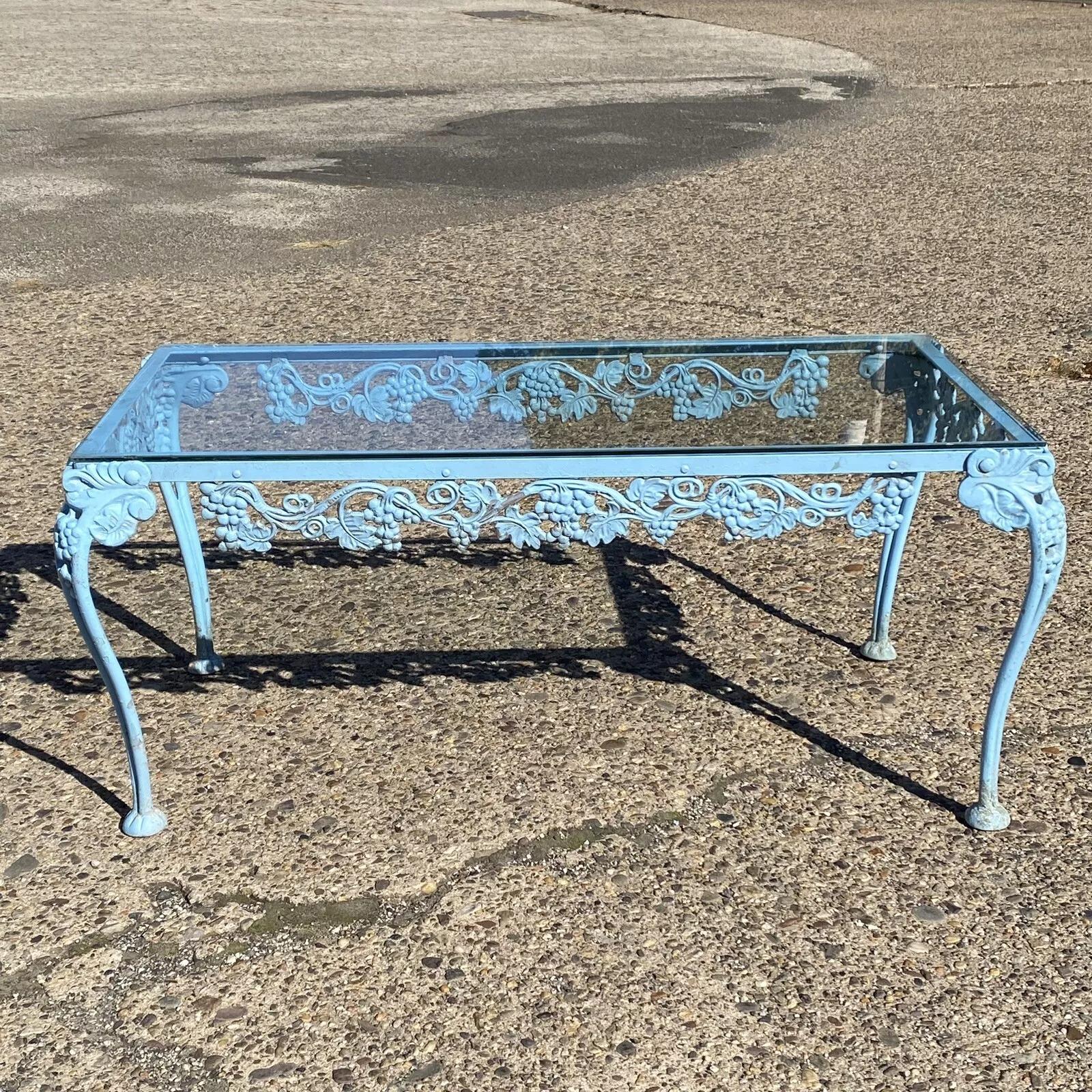 Vintage Molla Victoriana Aluminio Fundido Metal Tapa de Cristal Mesa de Centro para Patio de Jardín en venta 3