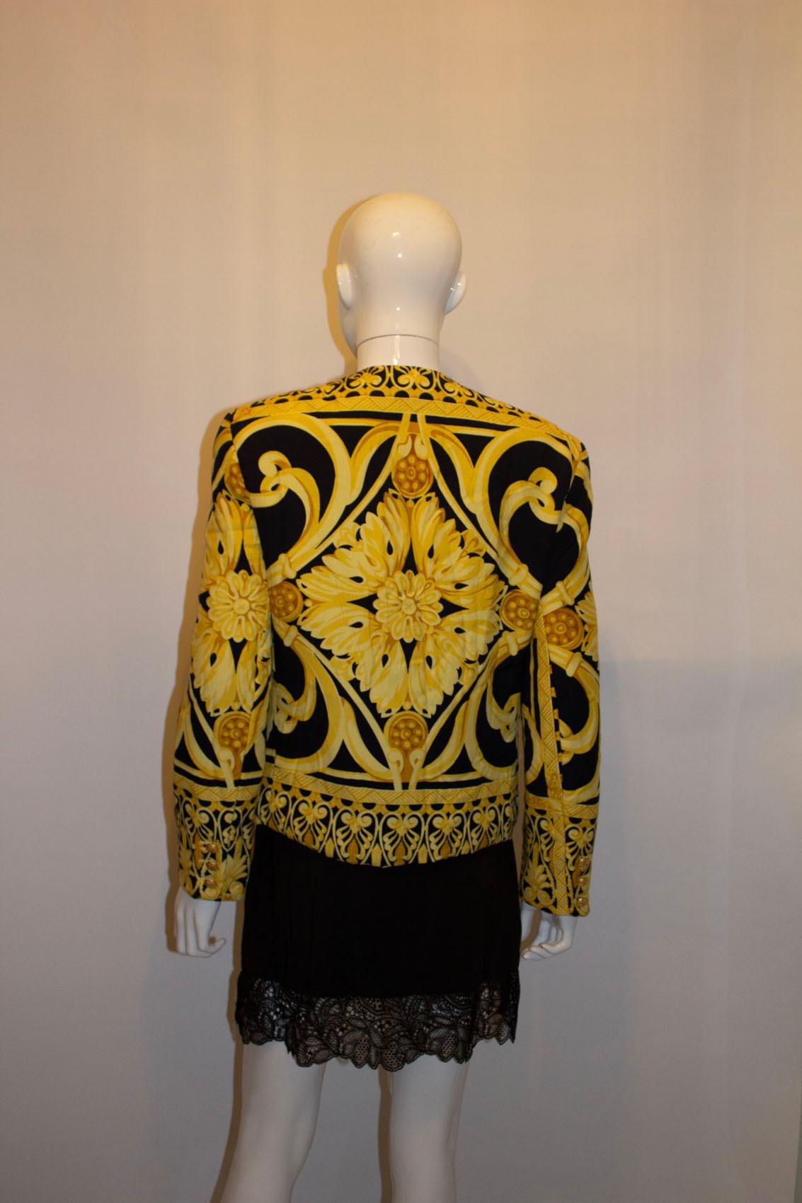 Vintage Mondi , Amarillo y Negro  Chaqueta estilo Versace en venta 2