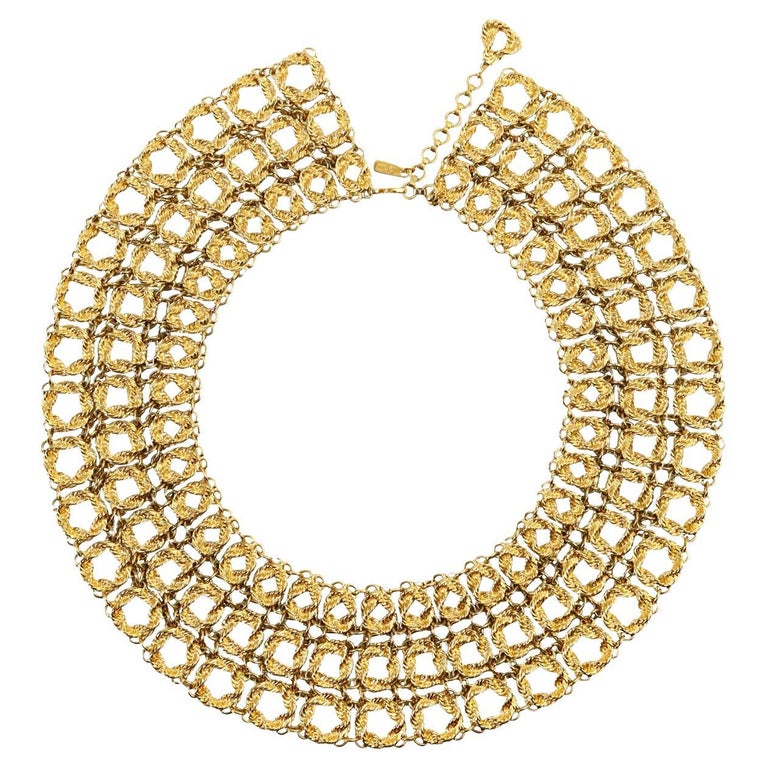 Women's or Men's Vintage Monet Bouclais Collar Necklace For Sale