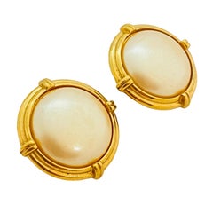 Vintage MONET gold pearl designer runway clip on earrings