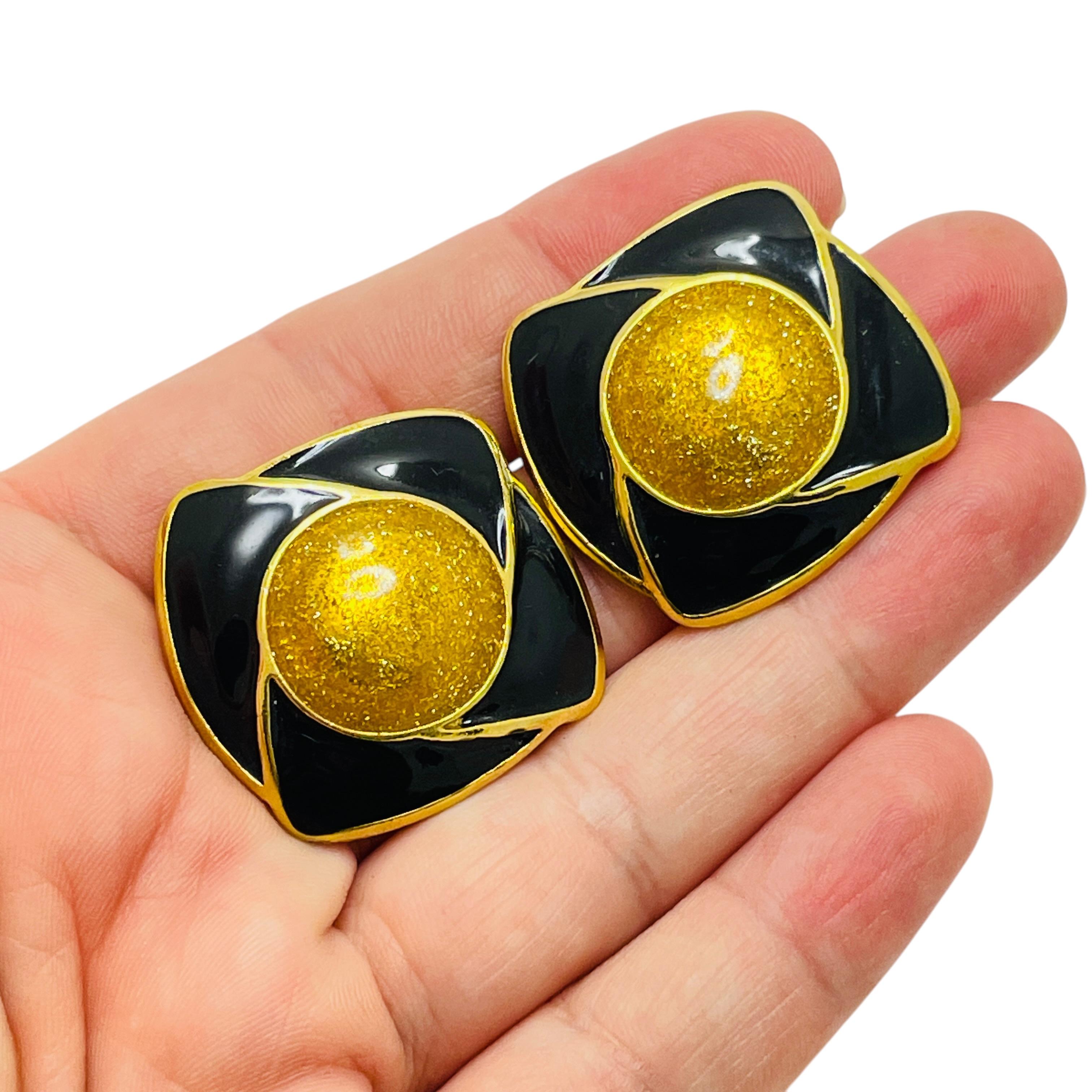 Women's Vintage MONET gold tone enamel designer runway earrings For Sale