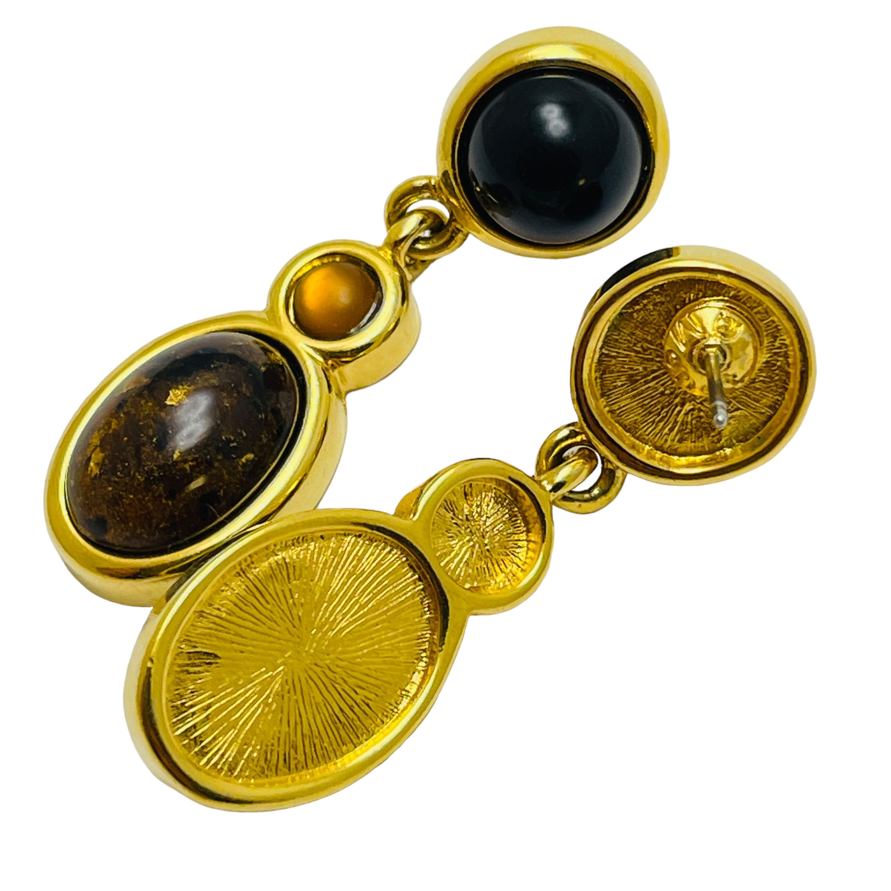 Vintage MONET signed gold glass dangle designer earrings In Good Condition For Sale In Palos Hills, IL