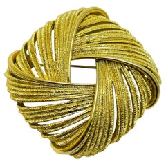 Retro MONET signed gold tone designer brooch