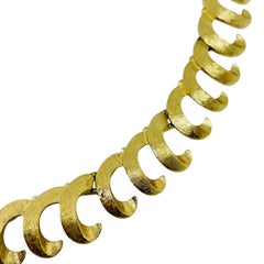 Vintage MONET signed gold tone designer necklace