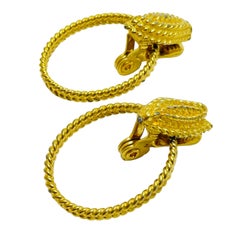Pendientes de diseño vintage MONET firmados en tono dorado aldaba de puerta