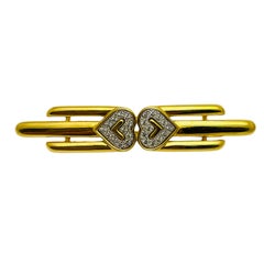 Vintage MONET signed gold tone rhinestones designer brooch
