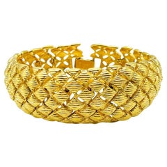 Vintage Monet Statement Gold Weave  Bracelet des années 1980