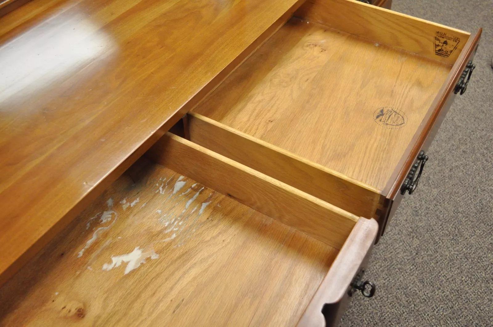 Vintage Monitor American Emblem Colonial Cherry Wood Long Dresser Chest & Mirror For Sale 1