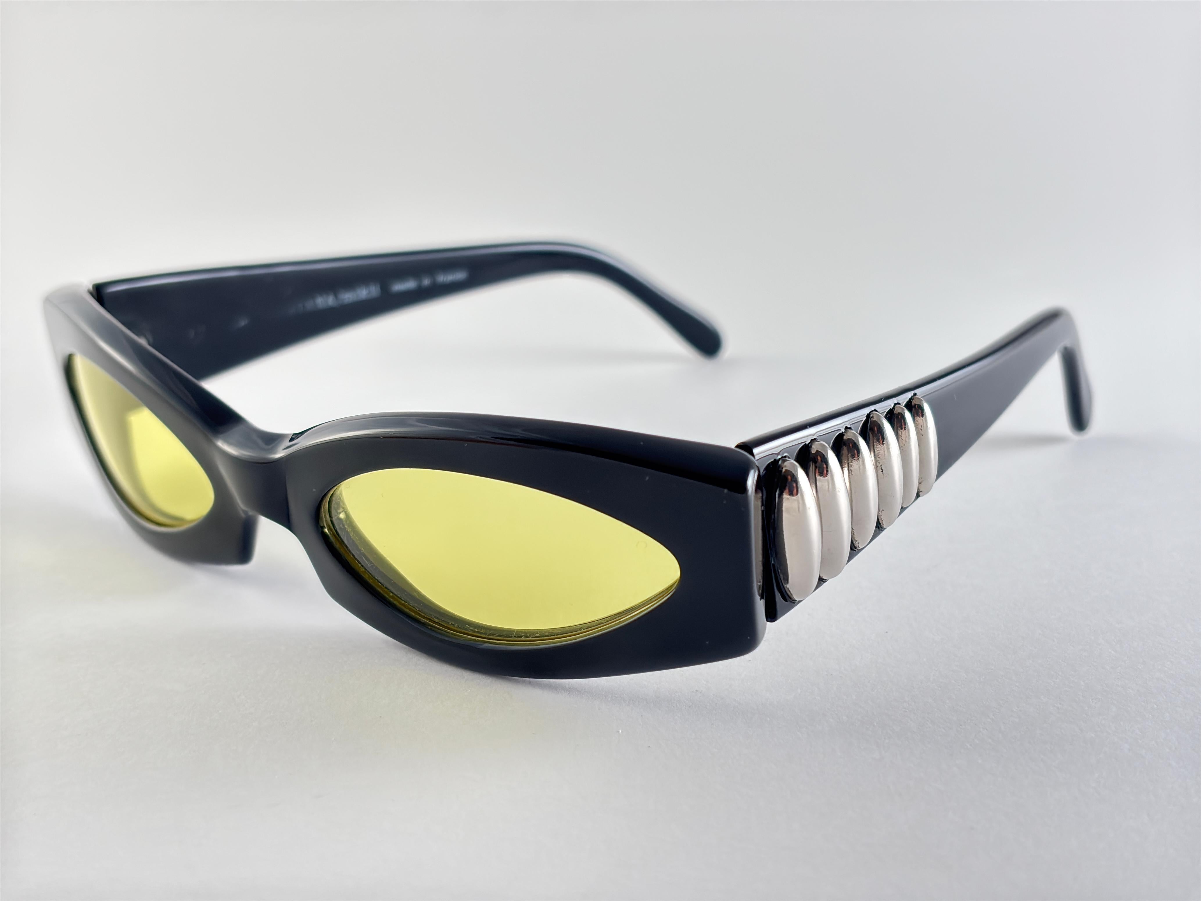 Vintage Montana 511 Black Rectangular Handmade France 90'S Sunglasses en venta 3