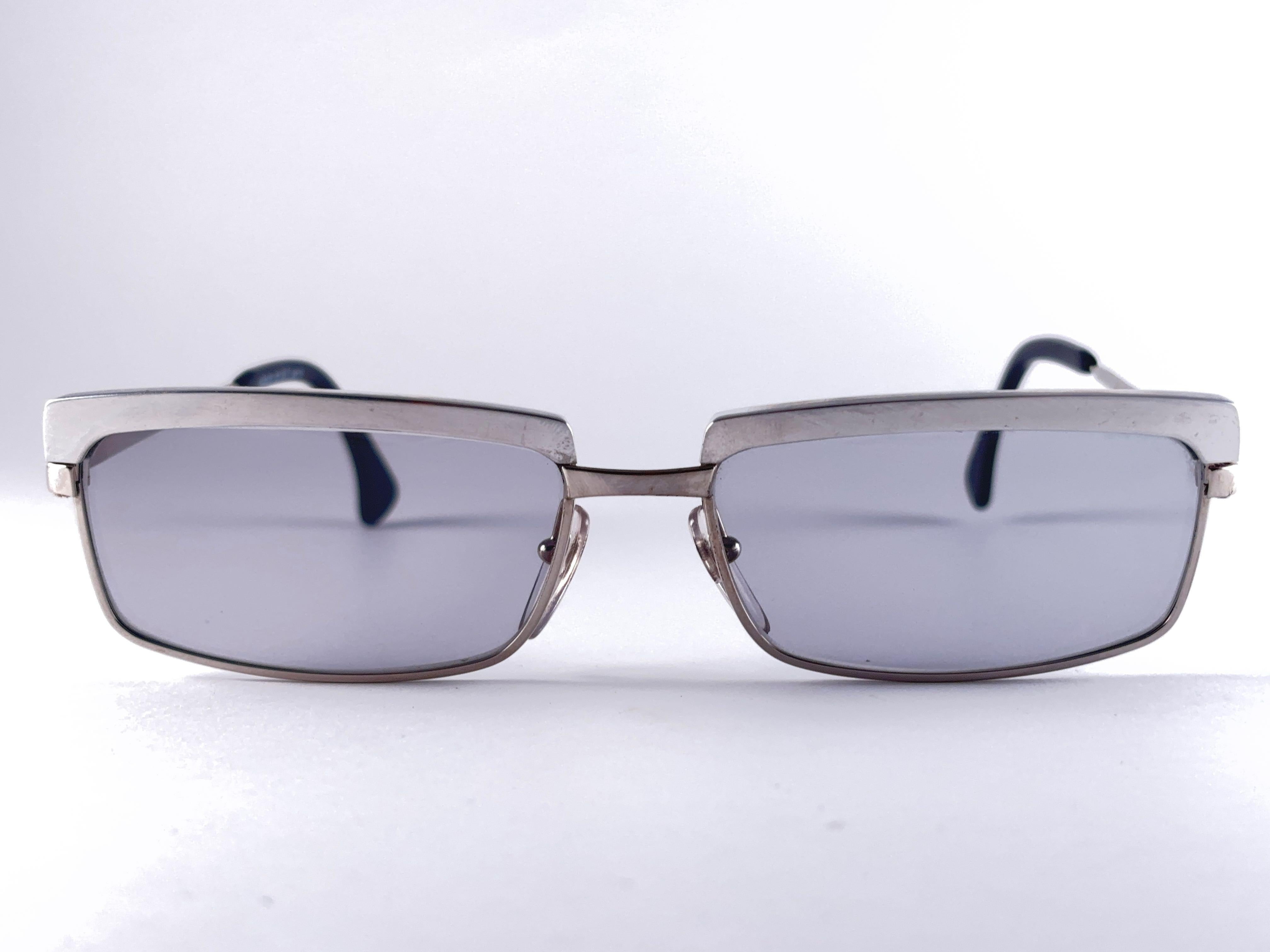 Occhiali da sole vintage Montana con montatura tartarugata media anni '80 in vendita 1
