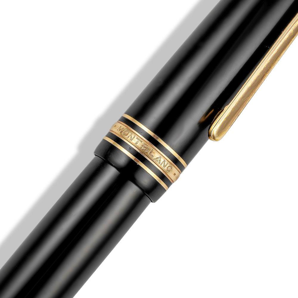 Vintage MONTBLANC Meisterstuck Stylo Plume Allemagne Excellent état à Montreal, QC