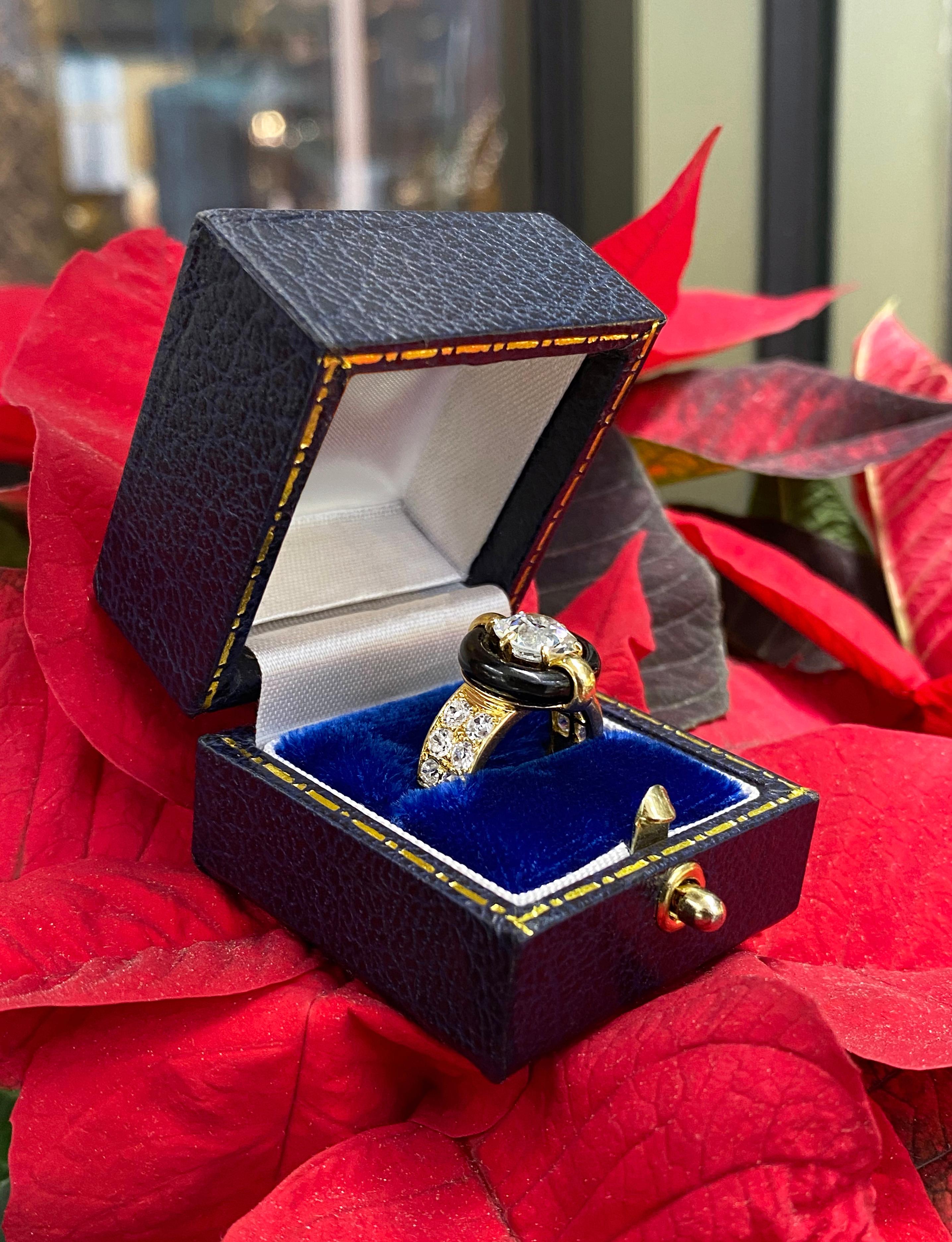 Women's Vintage Montres Mauboussin 1.84ct Old Cut Diamond and Onyx 18K Gold Ring, French For Sale
