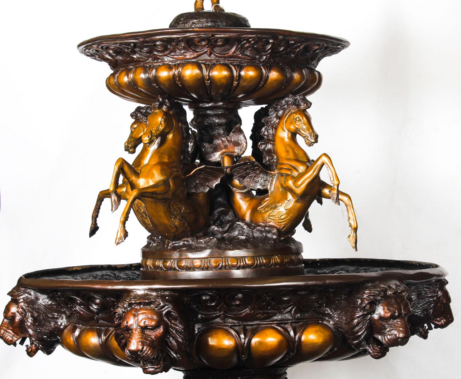 Monumentaler italienischer Barockbrunnen aus Bronze im Vintage-Stil des 20. Jahrhunderts im Zustand „Gut“ in London, GB