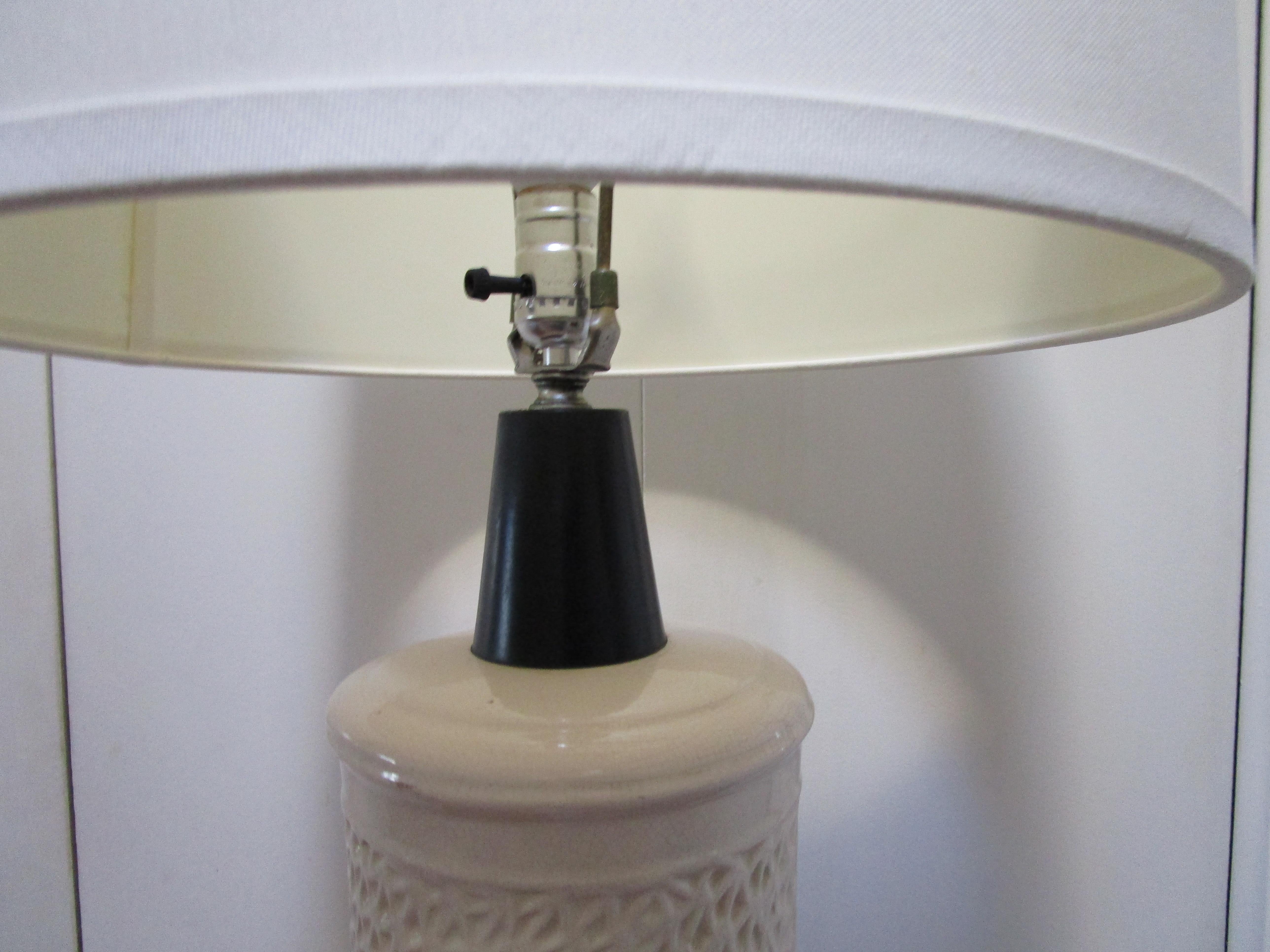 Porcelain Vintage Monumental Blanc de Chine Embossed White Table Lamp, High Relief Design For Sale