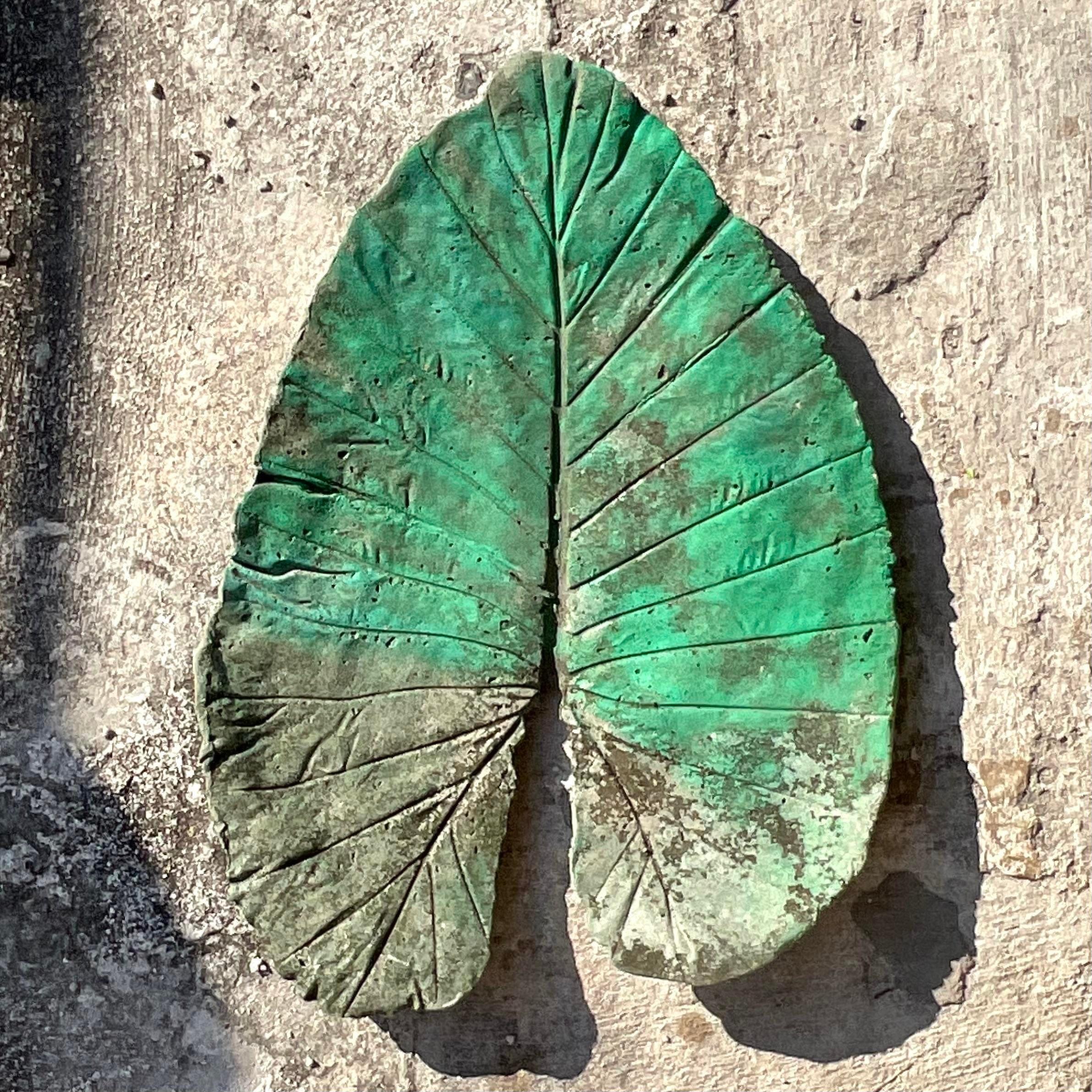 Bohémien Foglia di orecchio di elefante vintage monumentale Boho in cemento armato in vendita