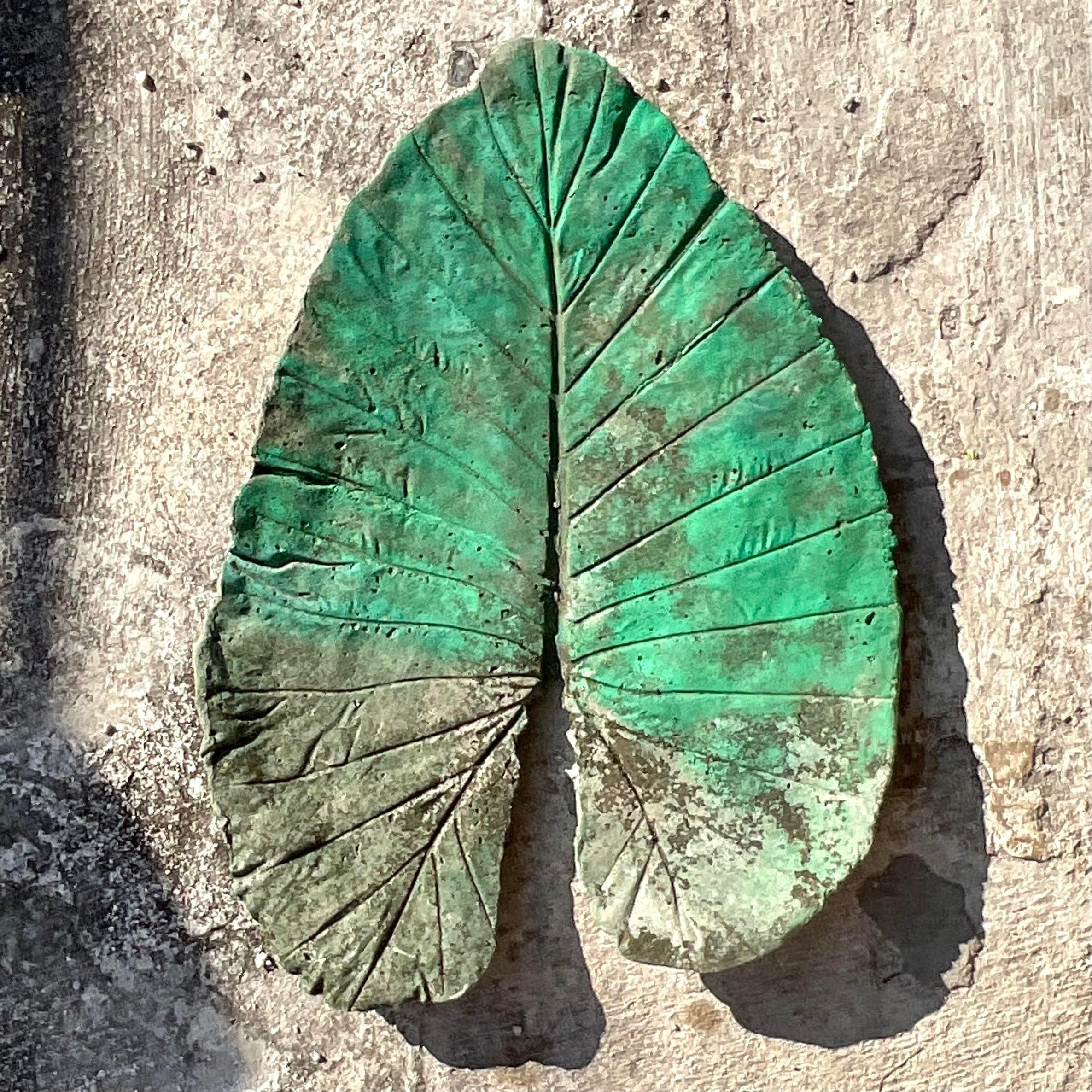 XX secolo Foglia di orecchio di elefante vintage monumentale Boho in cemento armato in vendita