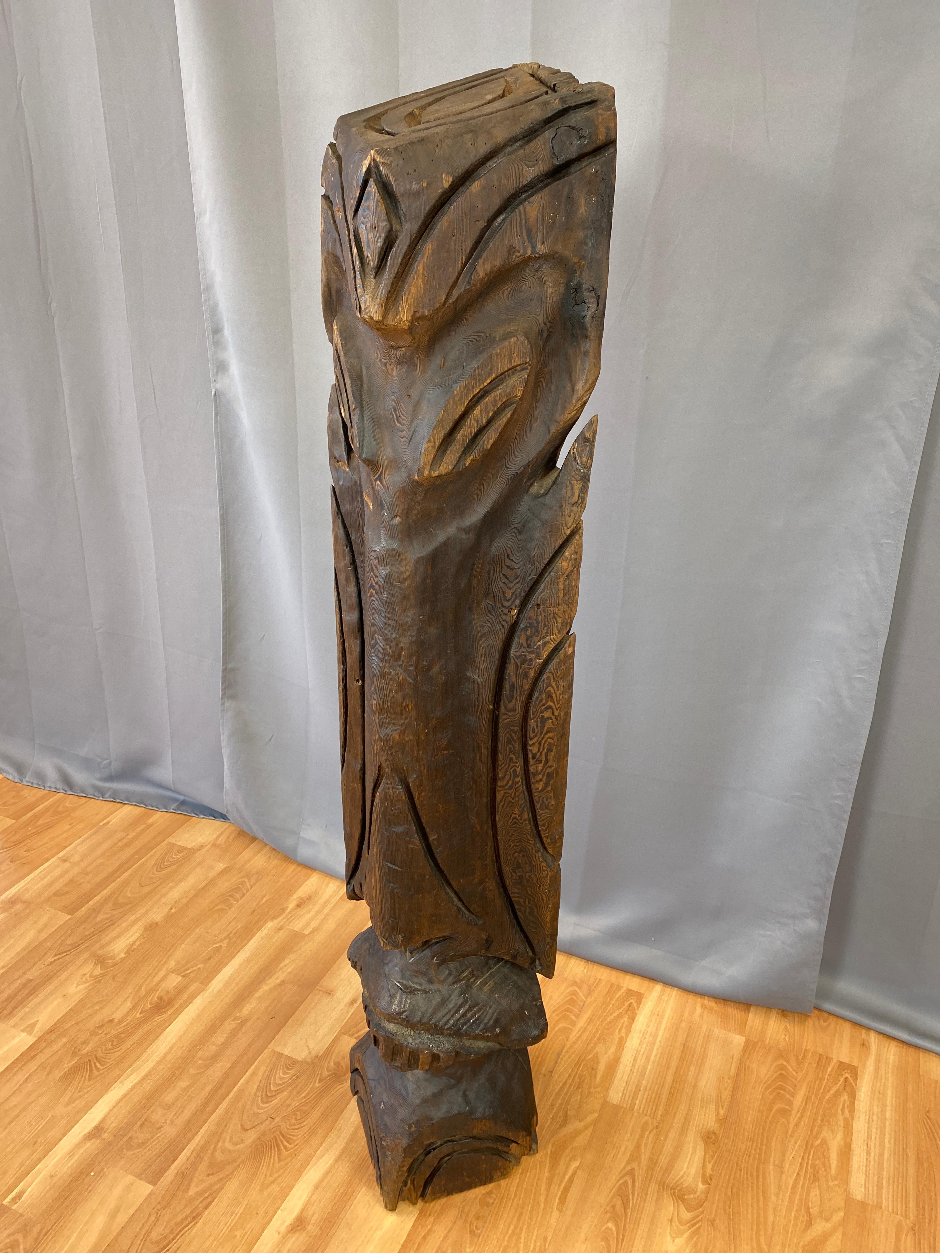 Sculpture monumentale Tiki en bois sculpté vintage en vente 12