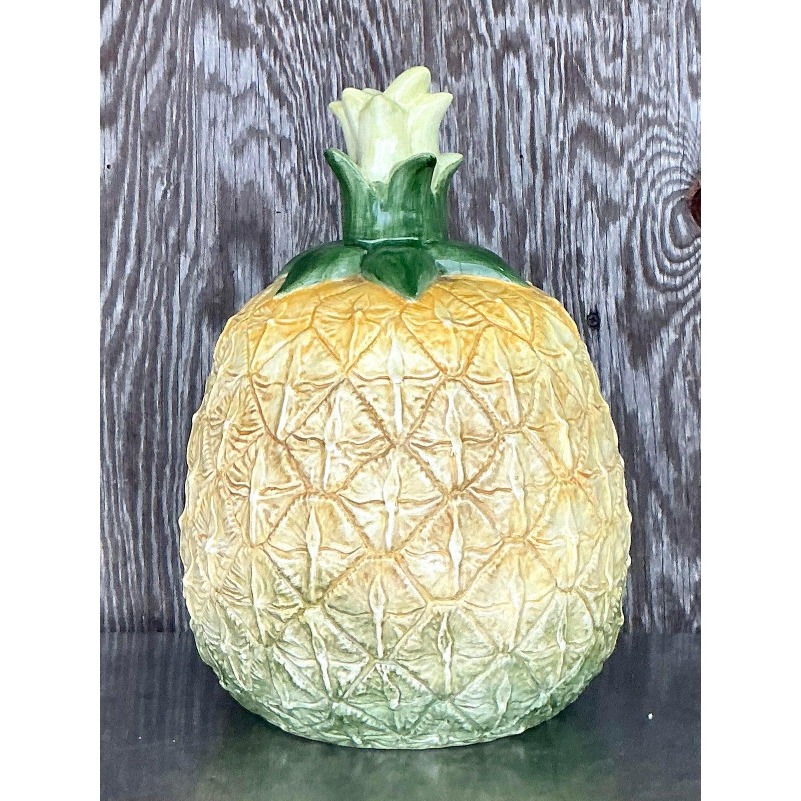 XX secolo Ananas monumentale d'epoca in ceramica smaltata in vendita