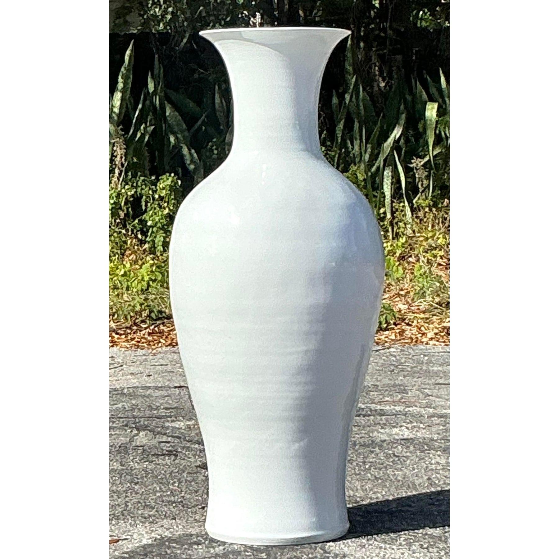 Vaso monumentale d'epoca in ceramica smaltata In condizioni buone in vendita a West Palm Beach, FL