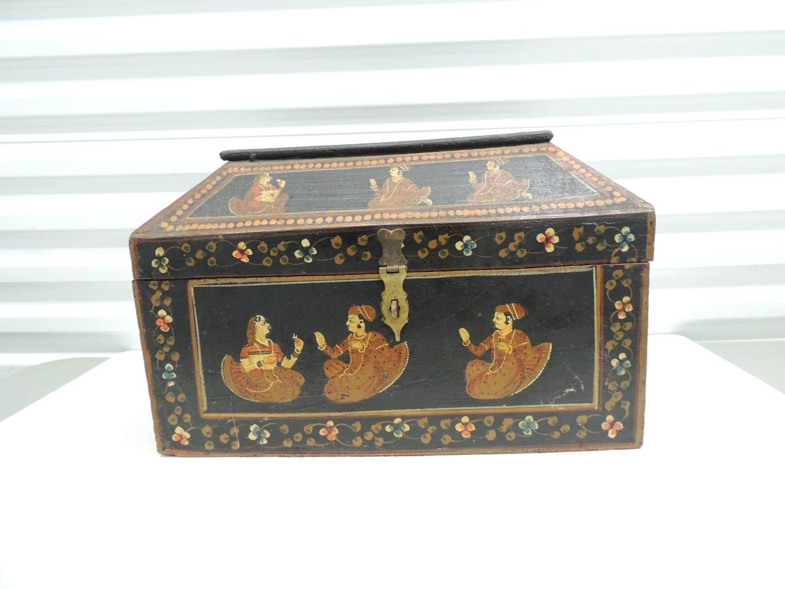 Vintage large Scale Hand-Painted Indian decorative box.
Large box with Indian characters in traditional garments.
Rajasthani
Size: 19