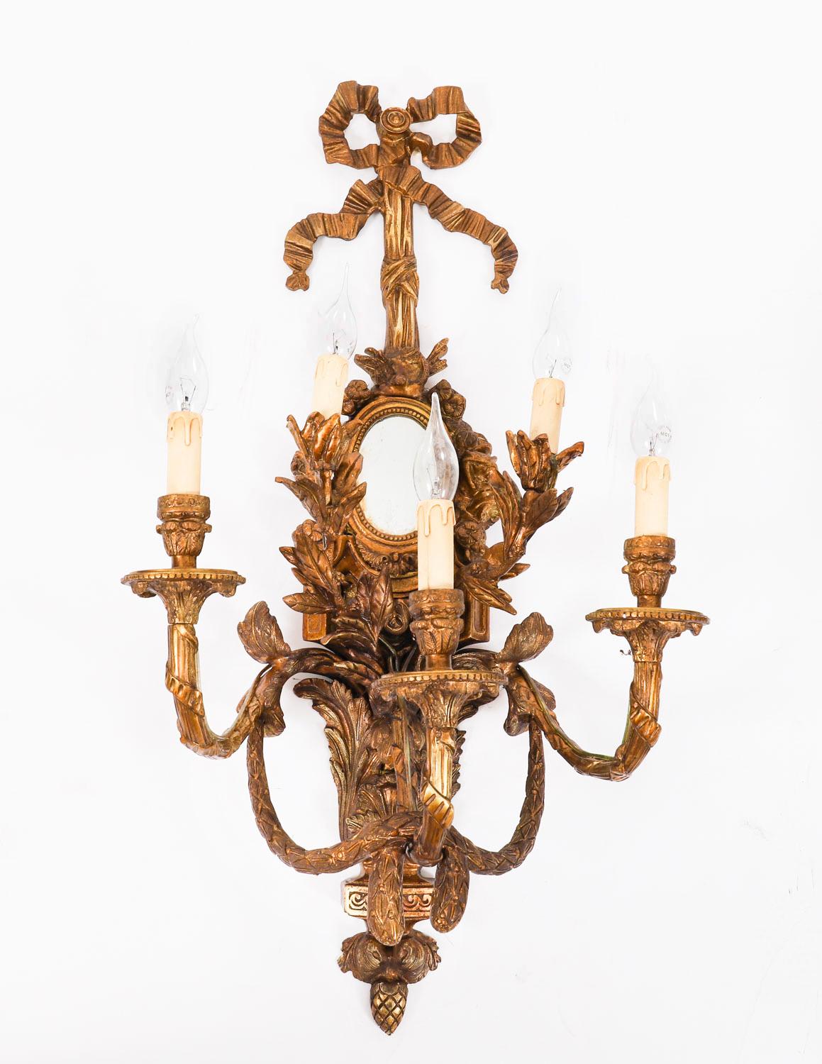 Vintage Par Monumental Ormolu Lámparas de Pared de Dos Brazos Apliques de mediados del siglo XX en venta 5