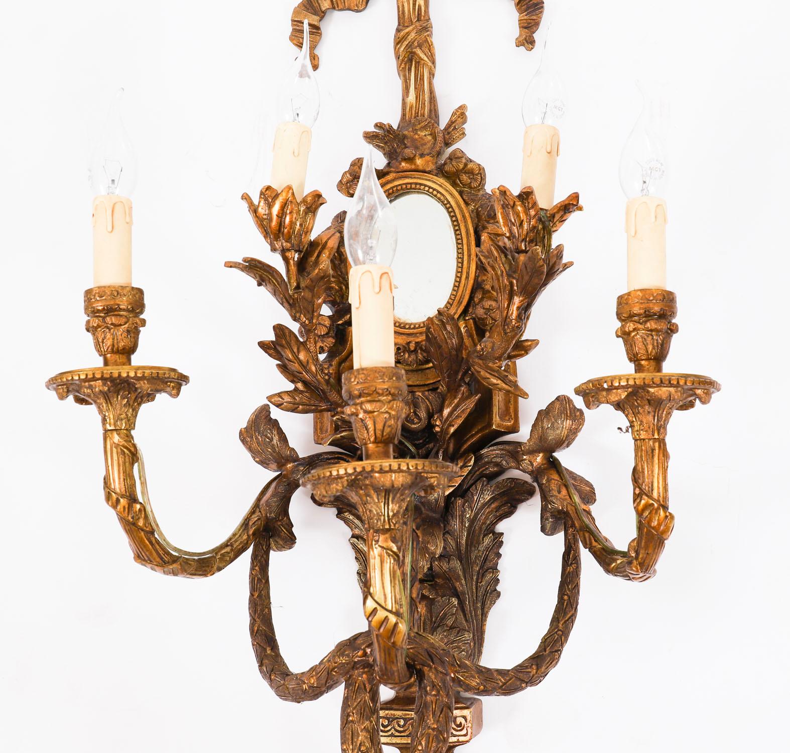 Vintage Par Monumental Ormolu Lámparas de Pared de Dos Brazos Apliques de mediados del siglo XX en venta 6
