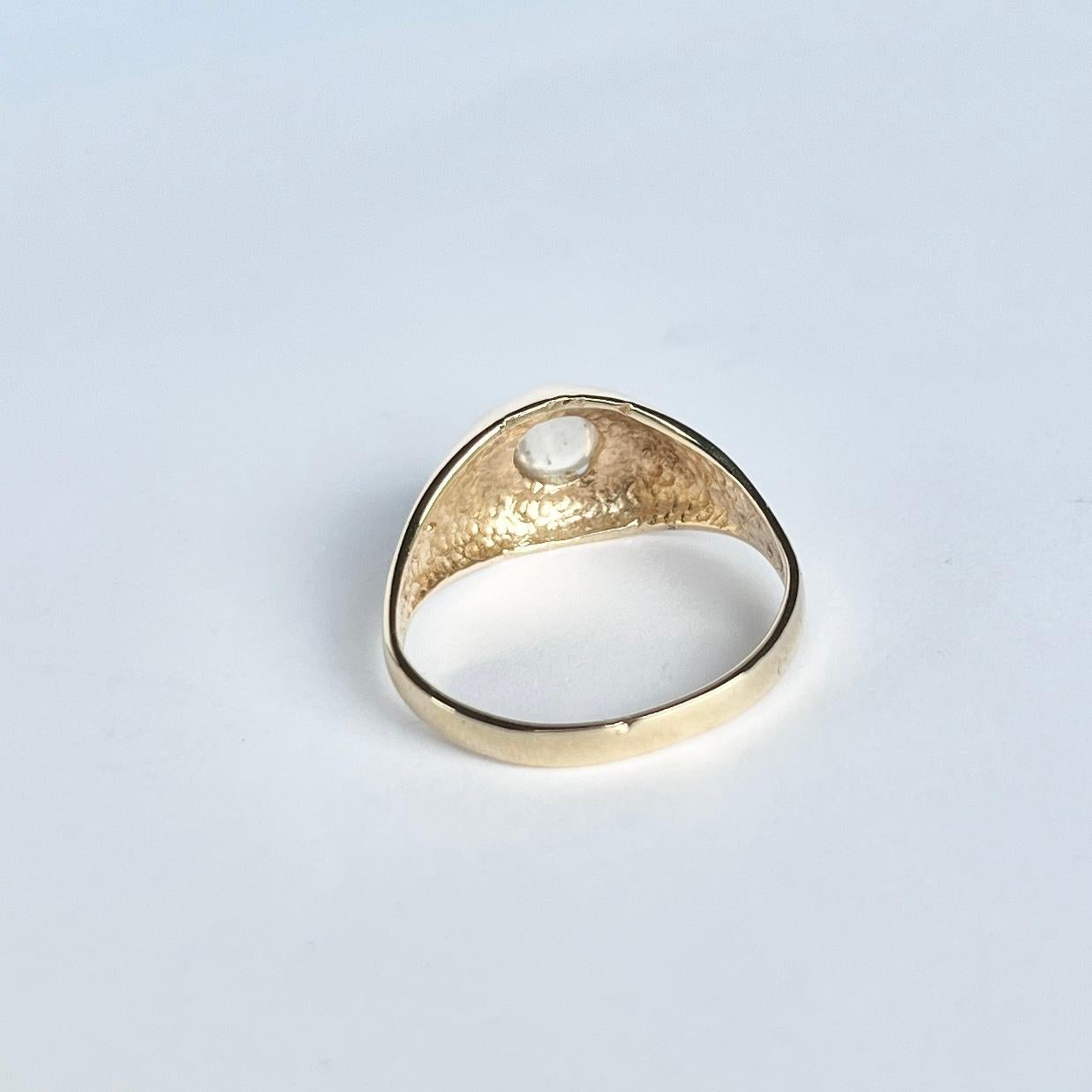 Bague sigillaire vintage en or 9 carats et pierre de lune Bon état - En vente à Chipping Campden, GB