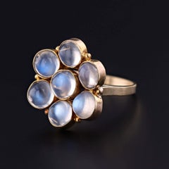 Vintage Moonstone Flower Ring of 14k Gold