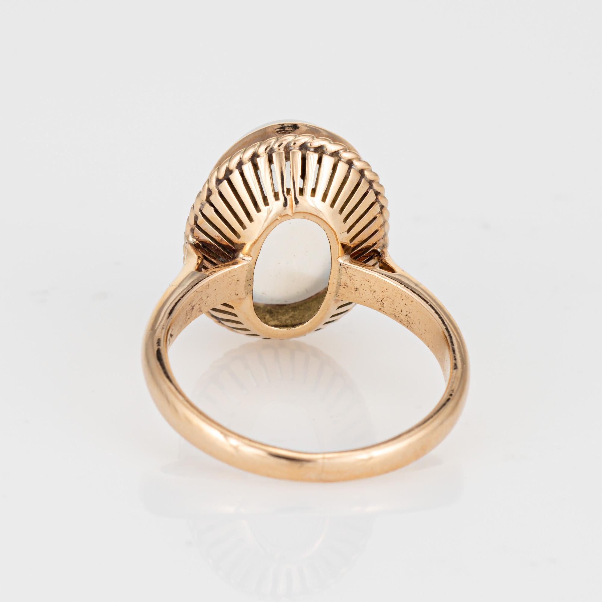 Vintage Moonstone Ring Mid Century 18k Yellow Gold 5.25 Oval Cocktail Jewelry  In Good Condition For Sale In Torrance, CA