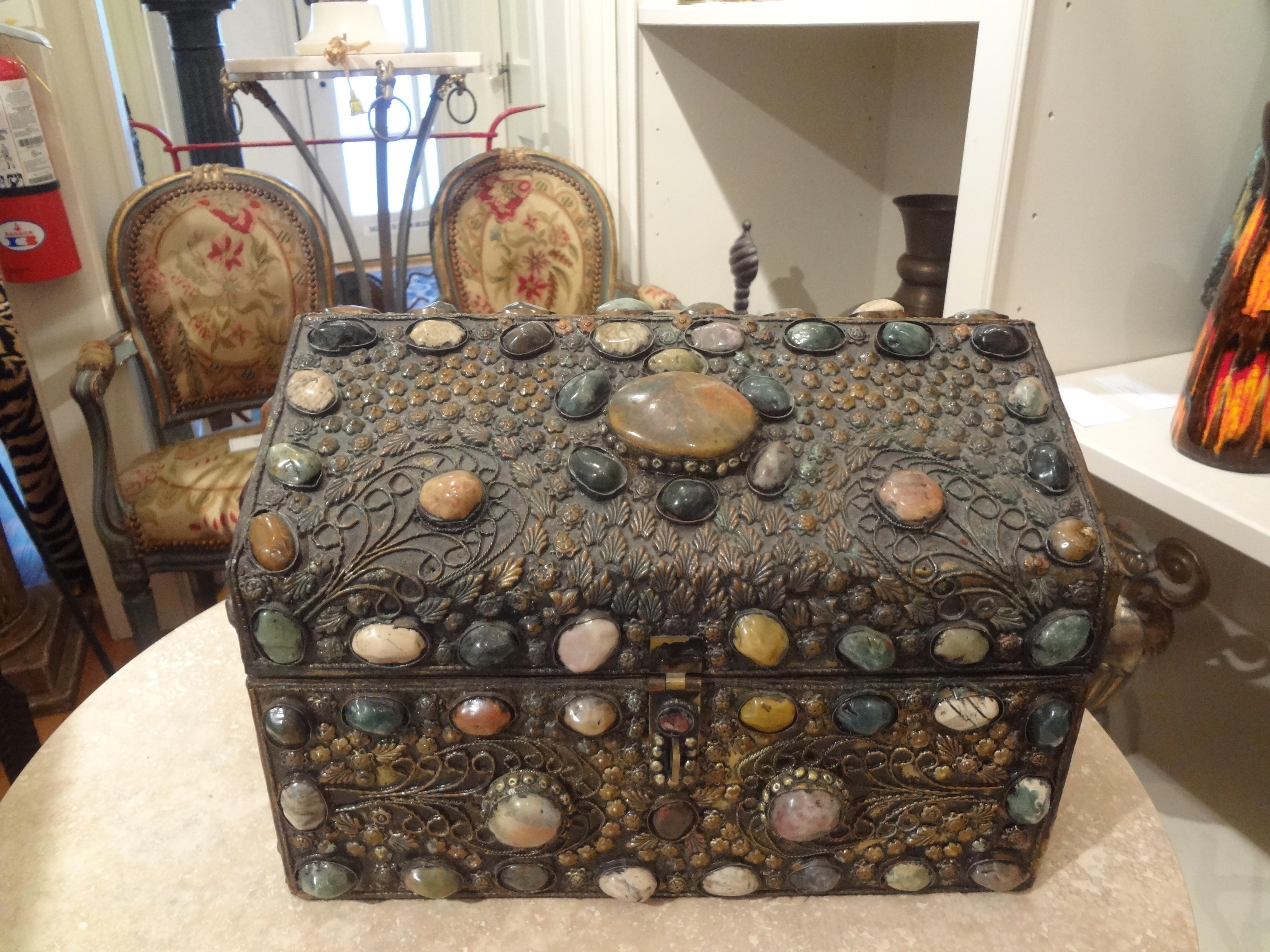 Vintage Moorish Agate Encrusted Box For Sale 6