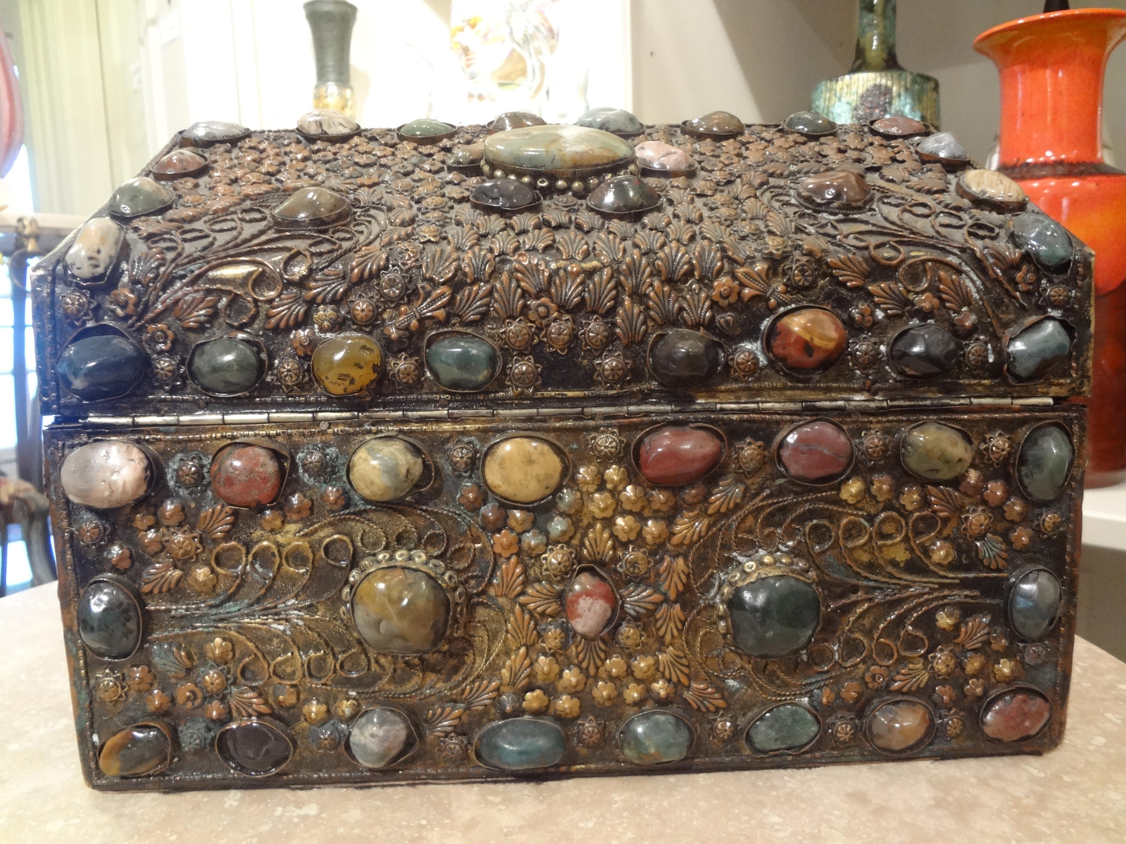 Vintage Moorish Agate Encrusted Box For Sale 2