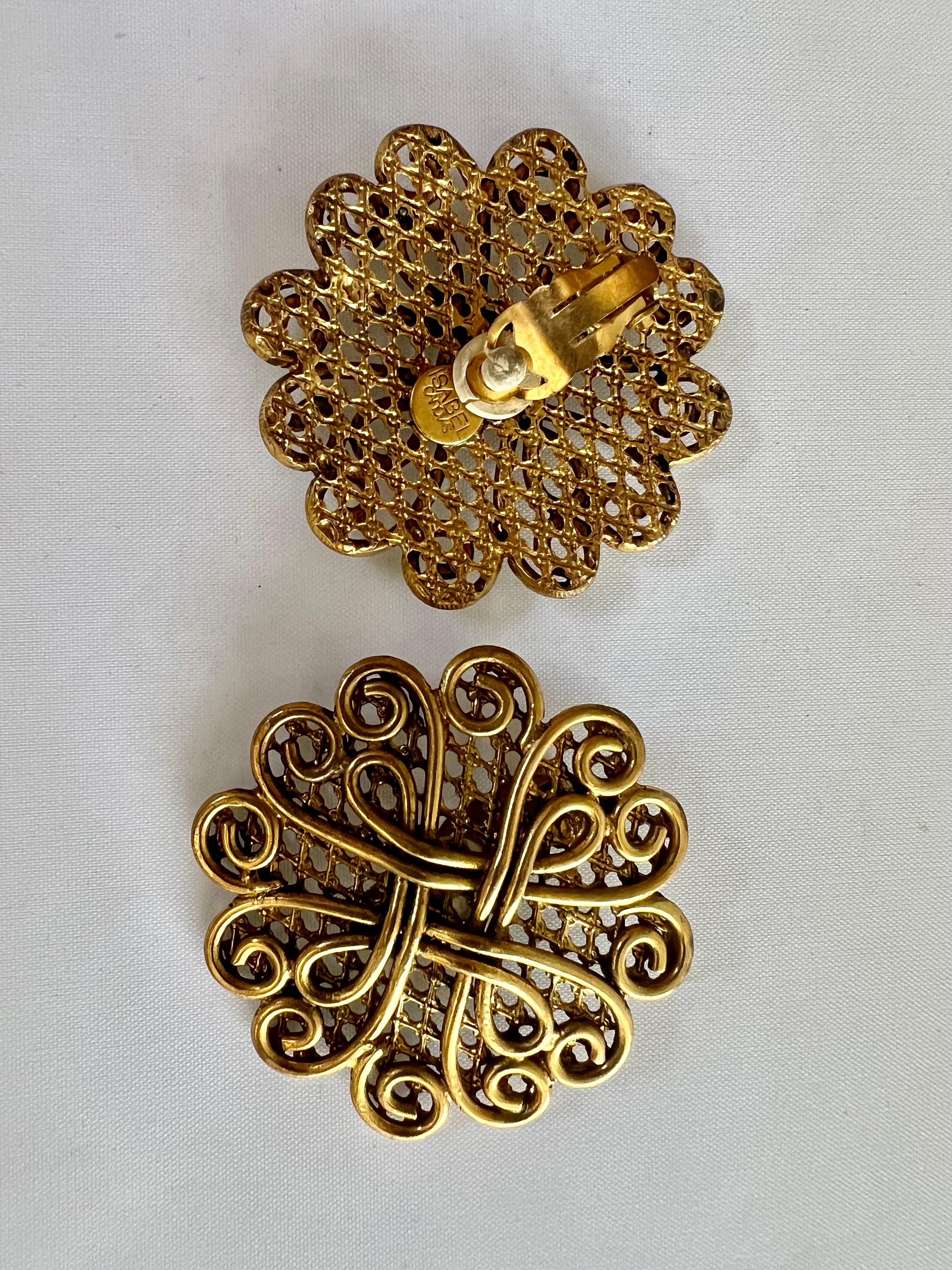 Boucles d'oreilles Isabel Canovas de style mauresque doré  Pour femmes en vente