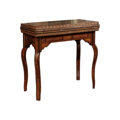 Tavolo da gioco marocchino in stile moresco vintage con intarsi intricati e piano Foldes