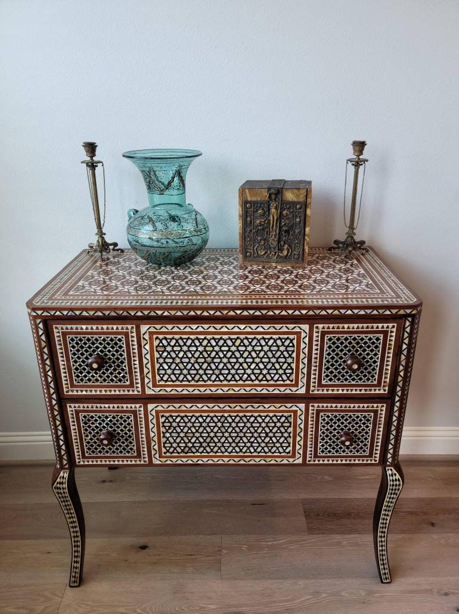 Vintage Moorish Style Mother Of Pearl Inlaid Chest Of Drawers 4