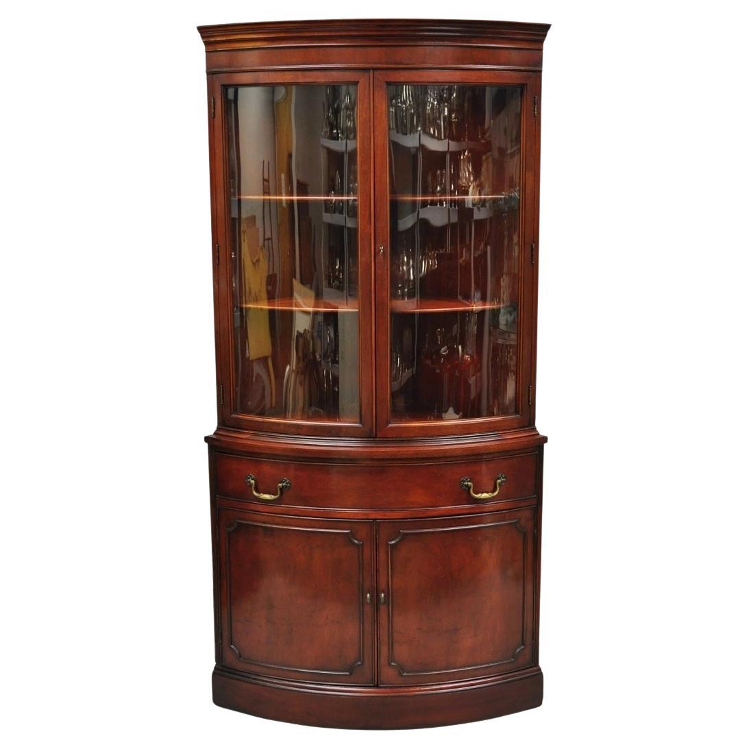 Vintage Morganton Duncan Phyfe Mahogany Bow Front Corner China Cabinet Curio