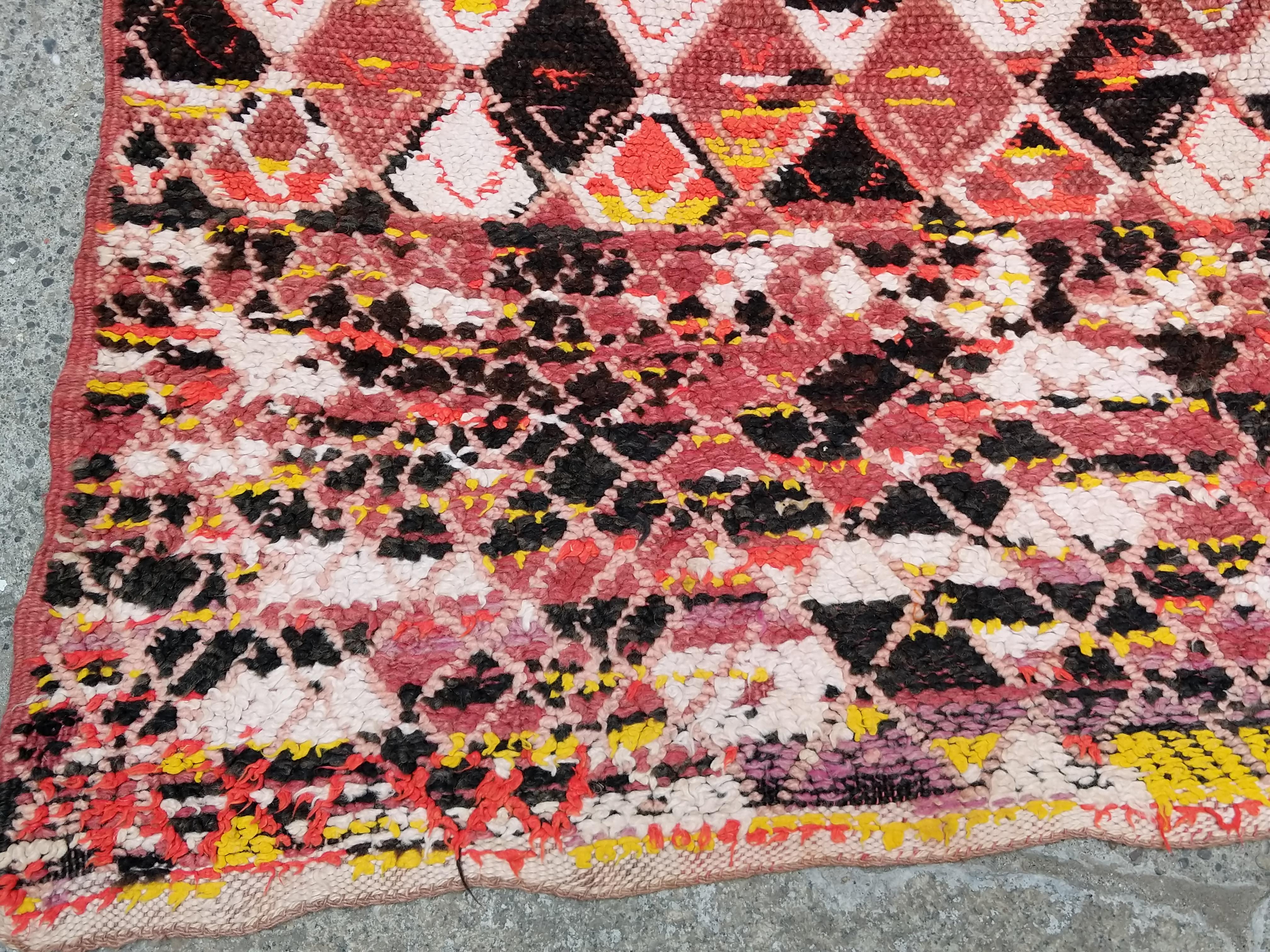 Vintage Moroccan Berber Abstract Geometric Wool Rug, 1940's For Sale 5