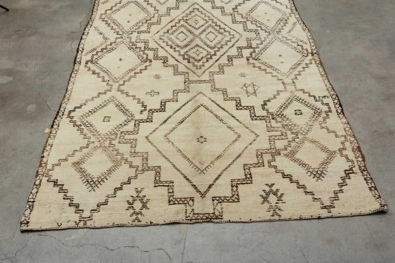 Vintage Moroccan Aït Seghrouchen Rug Neutral, Cream, Brown For Sale