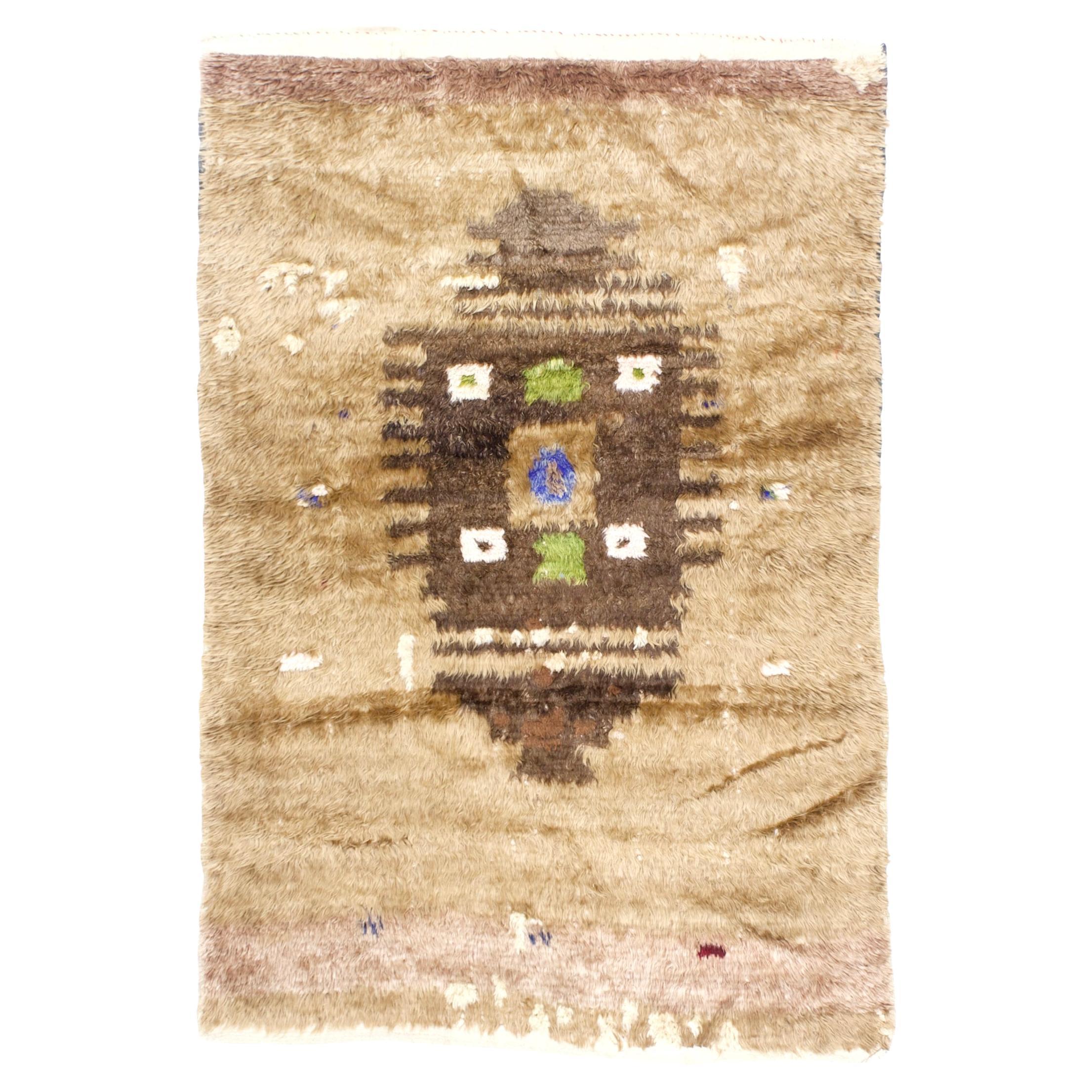 Vintage Moroccan Angora Rug 4'4" x 6’3"