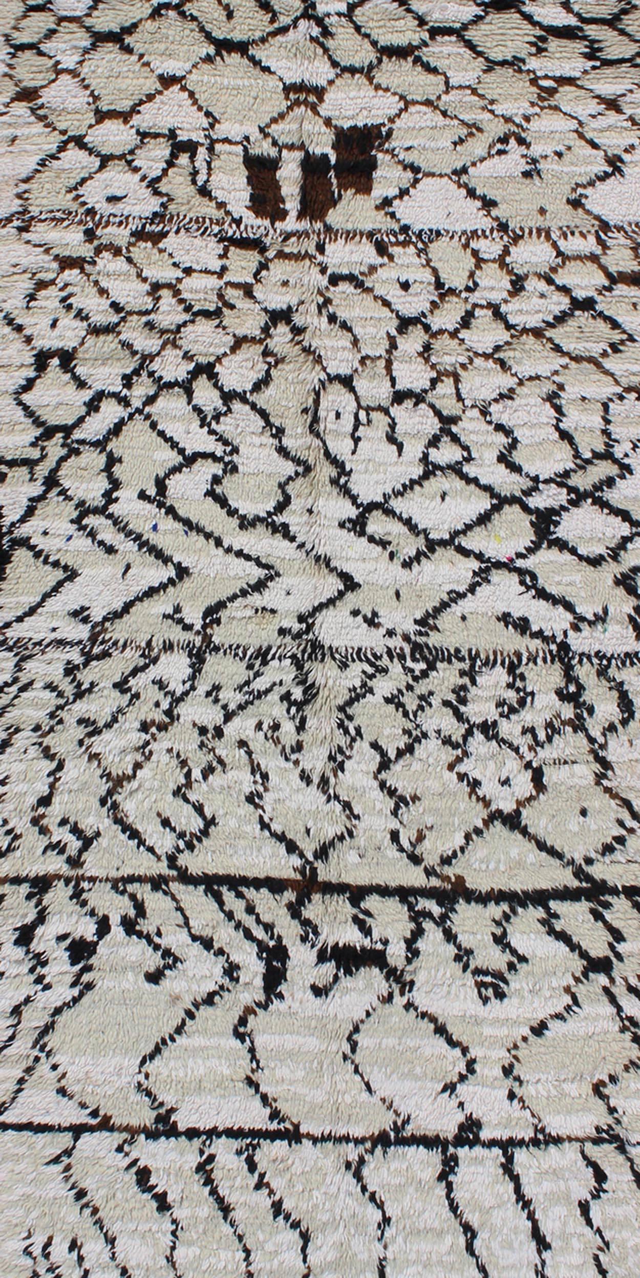 Tribal Vintage Moroccan Azilal Rug in White/Cream and Black for Modern Interiors For Sale