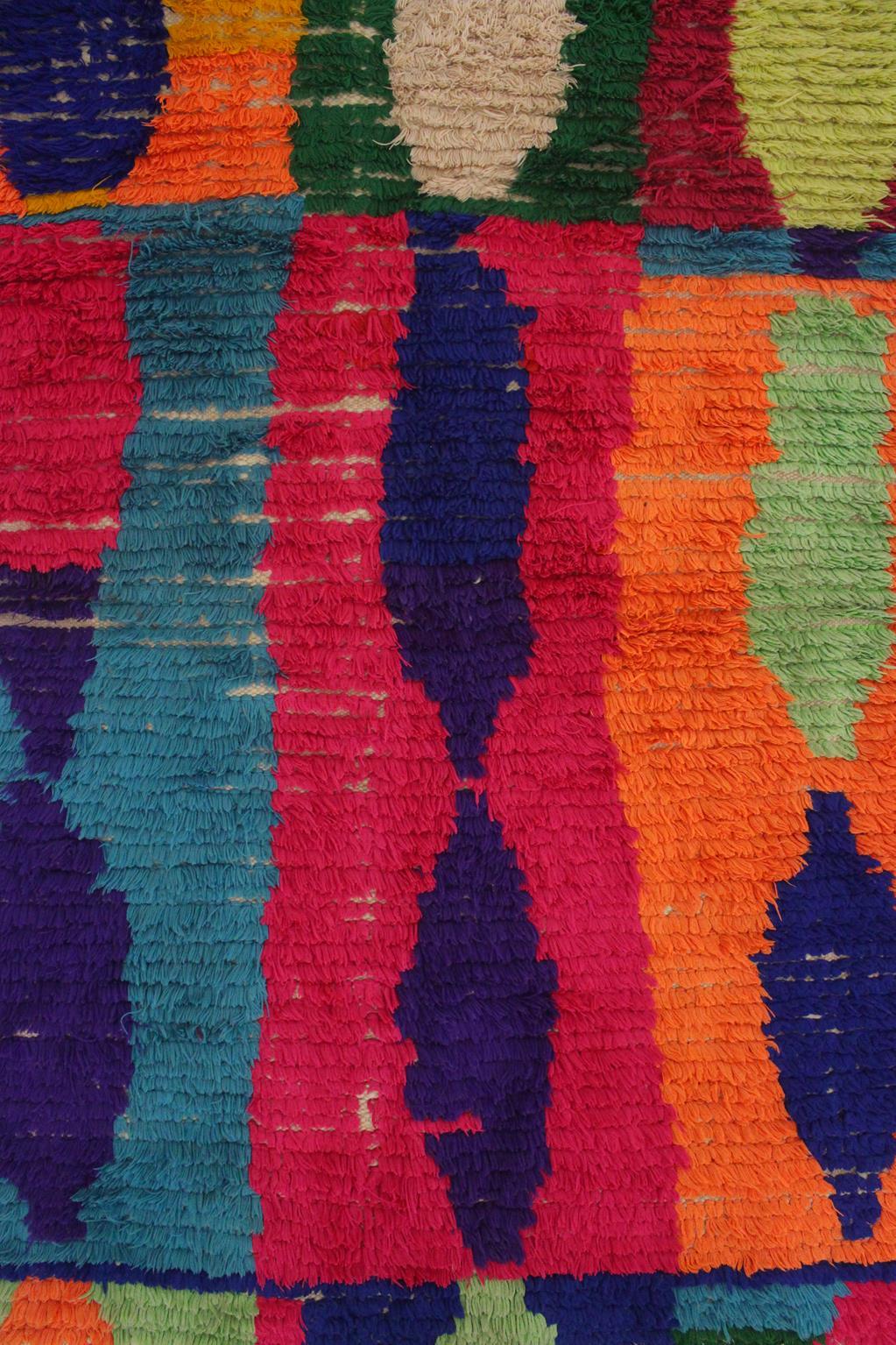 20th Century Vintage Moroccan Azilal rug - Neon colors - 4.1x5feet / 125x152cm